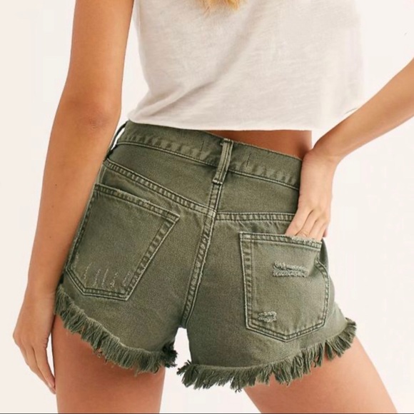 ✨Free People Loving Good Vibrations Sage Cut Offs✨ - Picture 4 of 4
